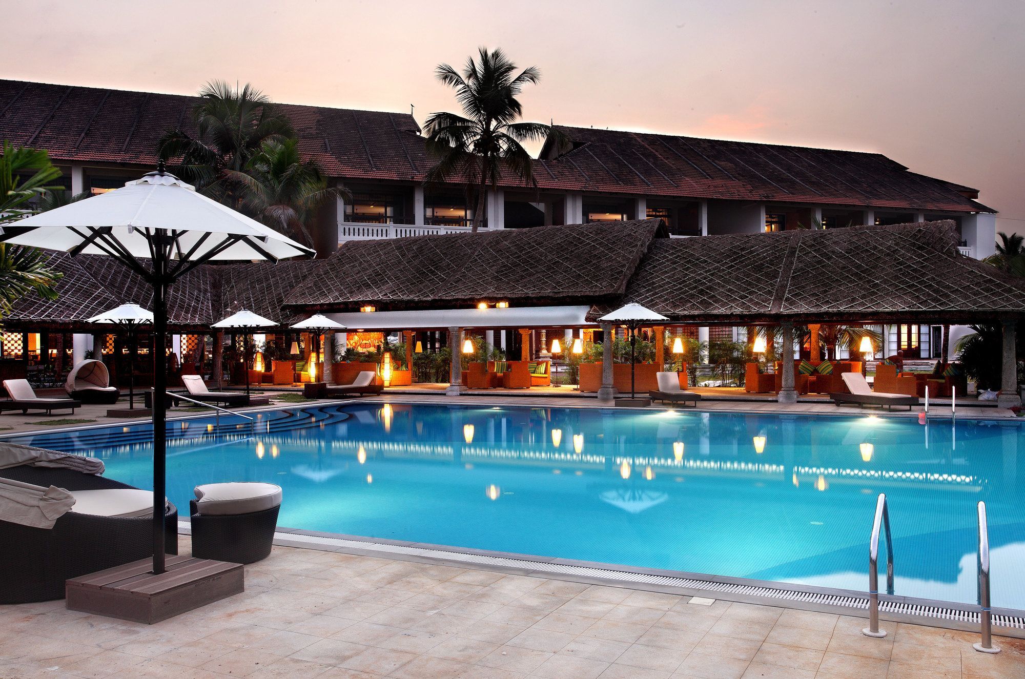 Vasundhara Sarovar Premiere Alappuzha Zewnętrze zdjęcie
